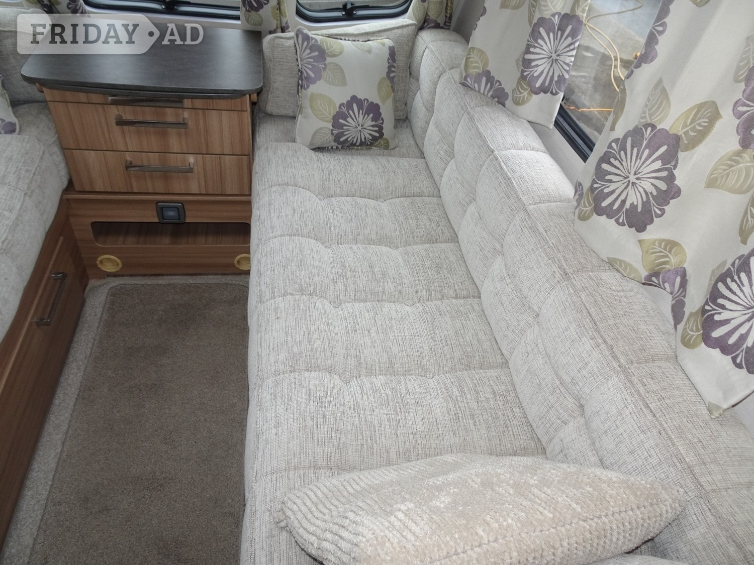 Lunar Cosmos 2016 - Motorhomes & Caravans in Thirsk
