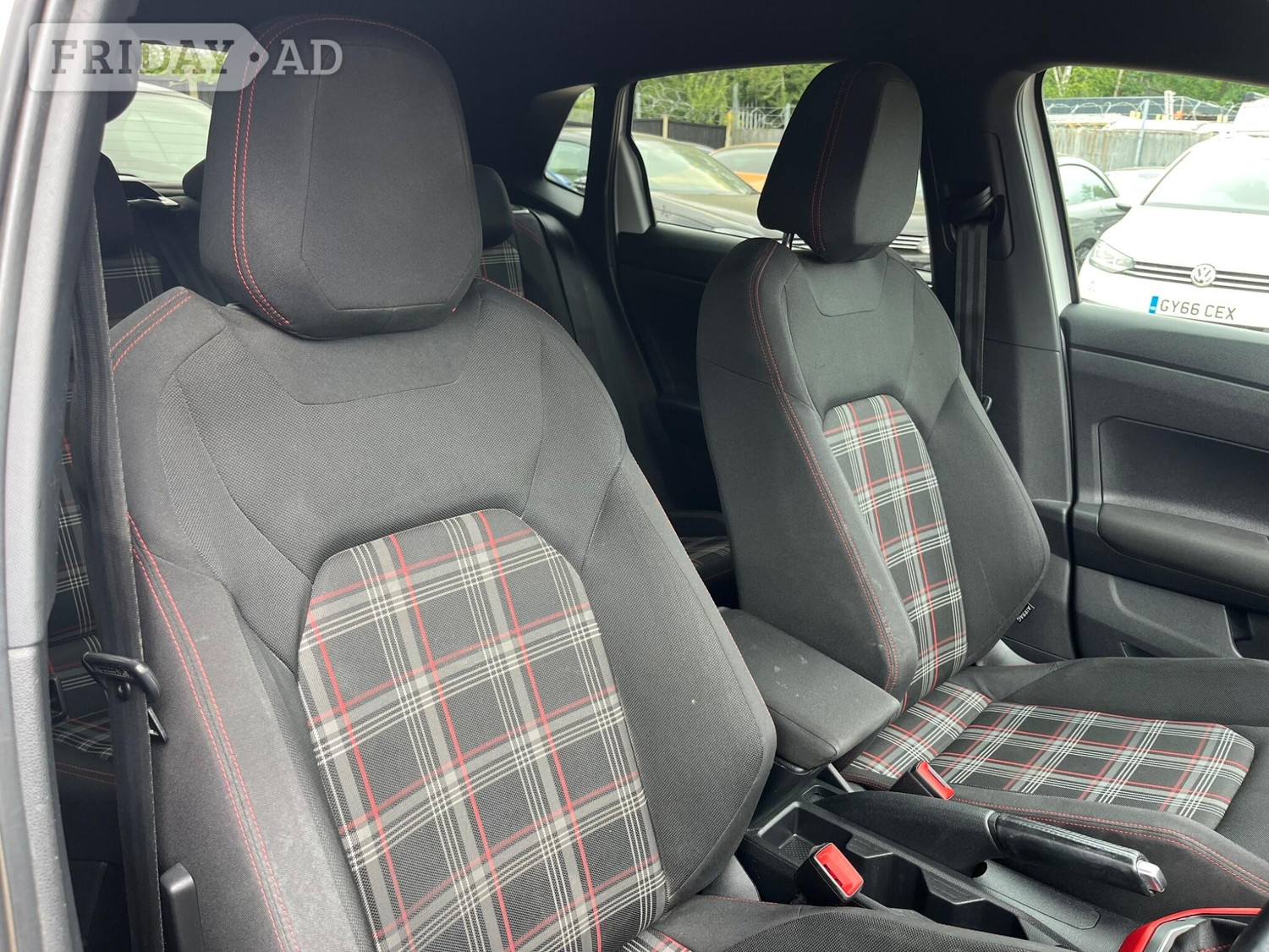 [ berth ]Volkswagen Polo