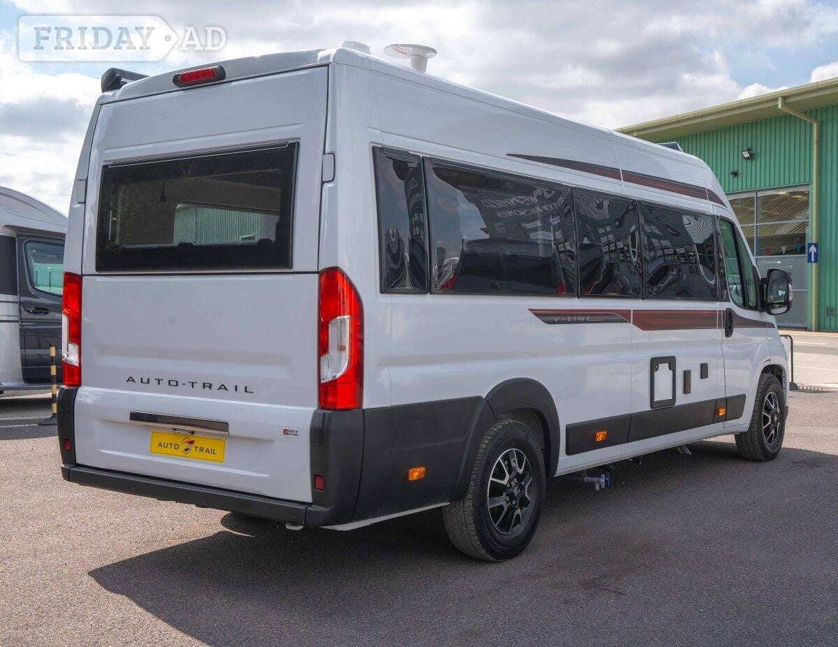 Auto-Trail V-Line 635 Sport Newark