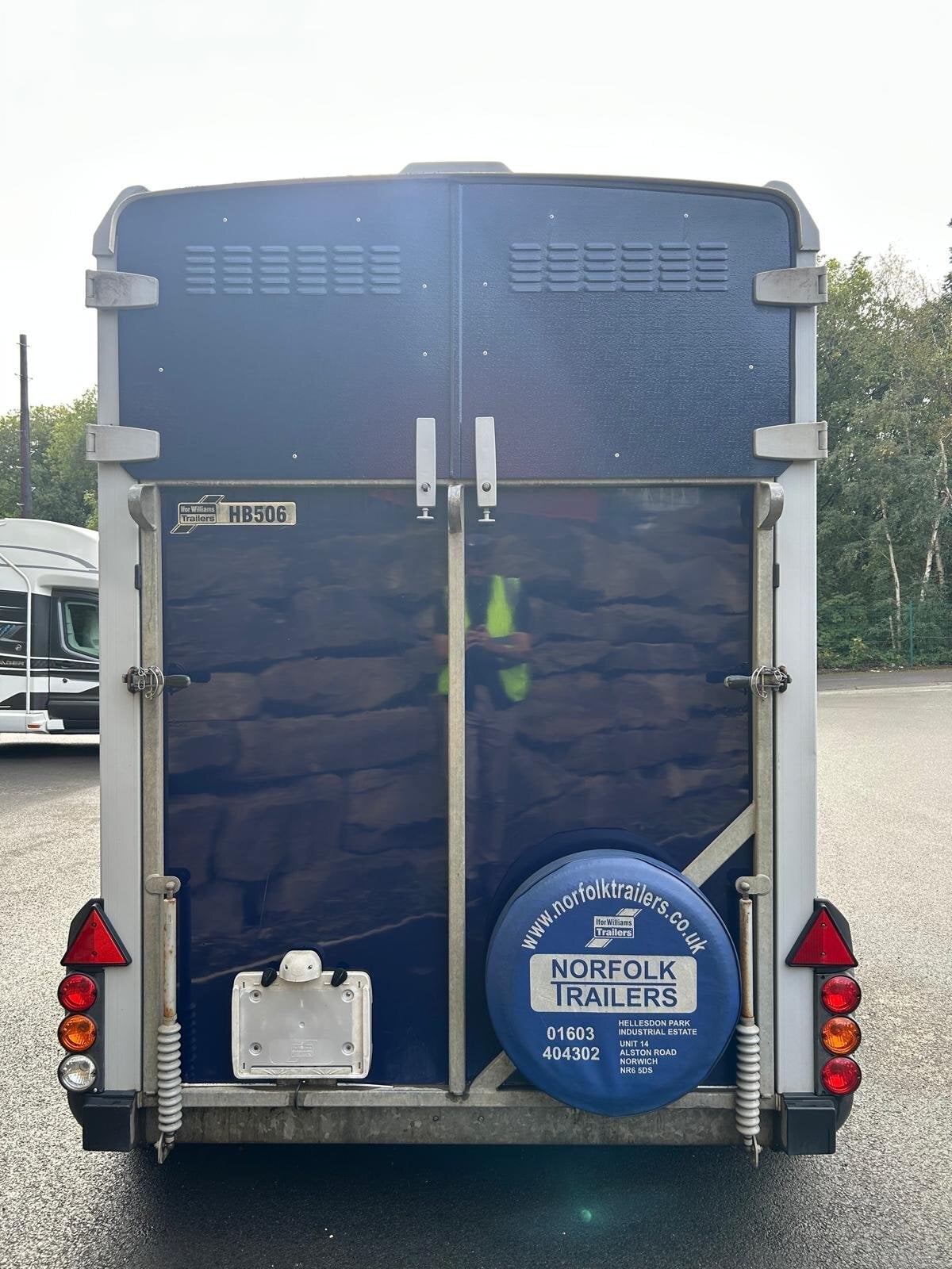 Ifor Williams HB506  Horse Trailer - Trailers & Horseboxes in Sheffield