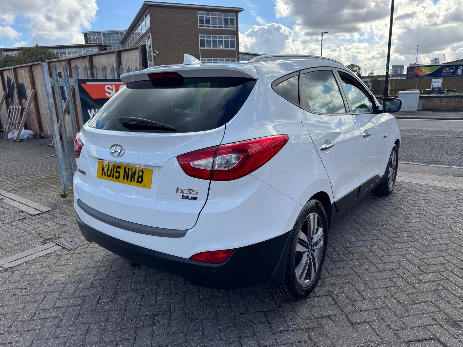 Hyundai ix35 2015 - Cars in Slough