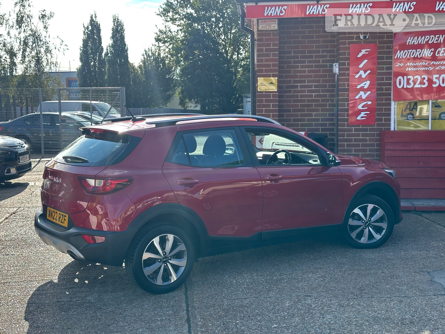 [ berth ]Kia Stonic