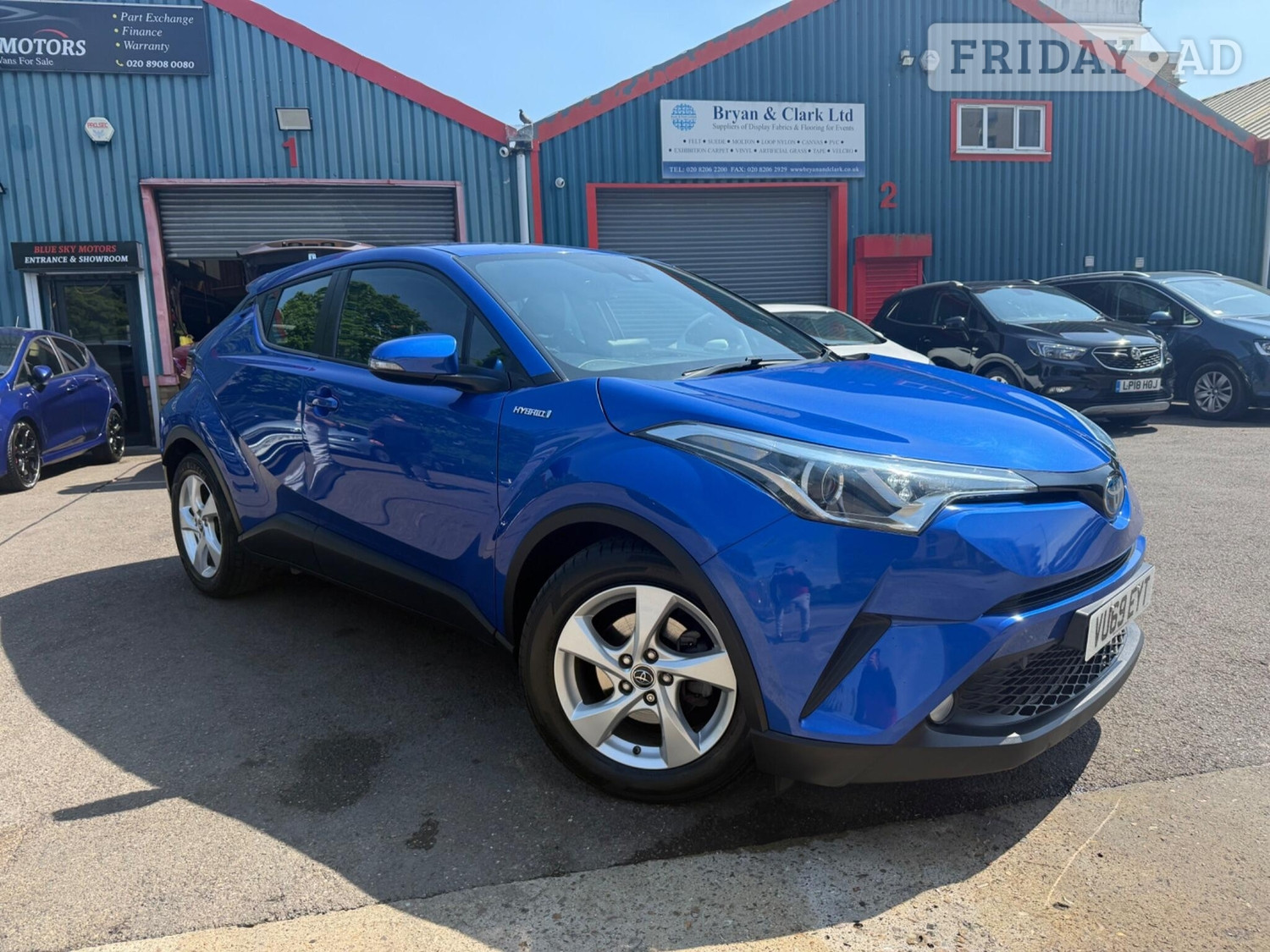 [ berth ]Toyota C-HR