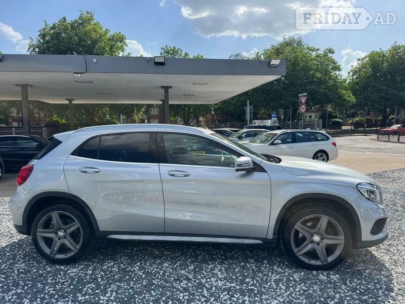 [ berth ]Mercedes-Benz GLA