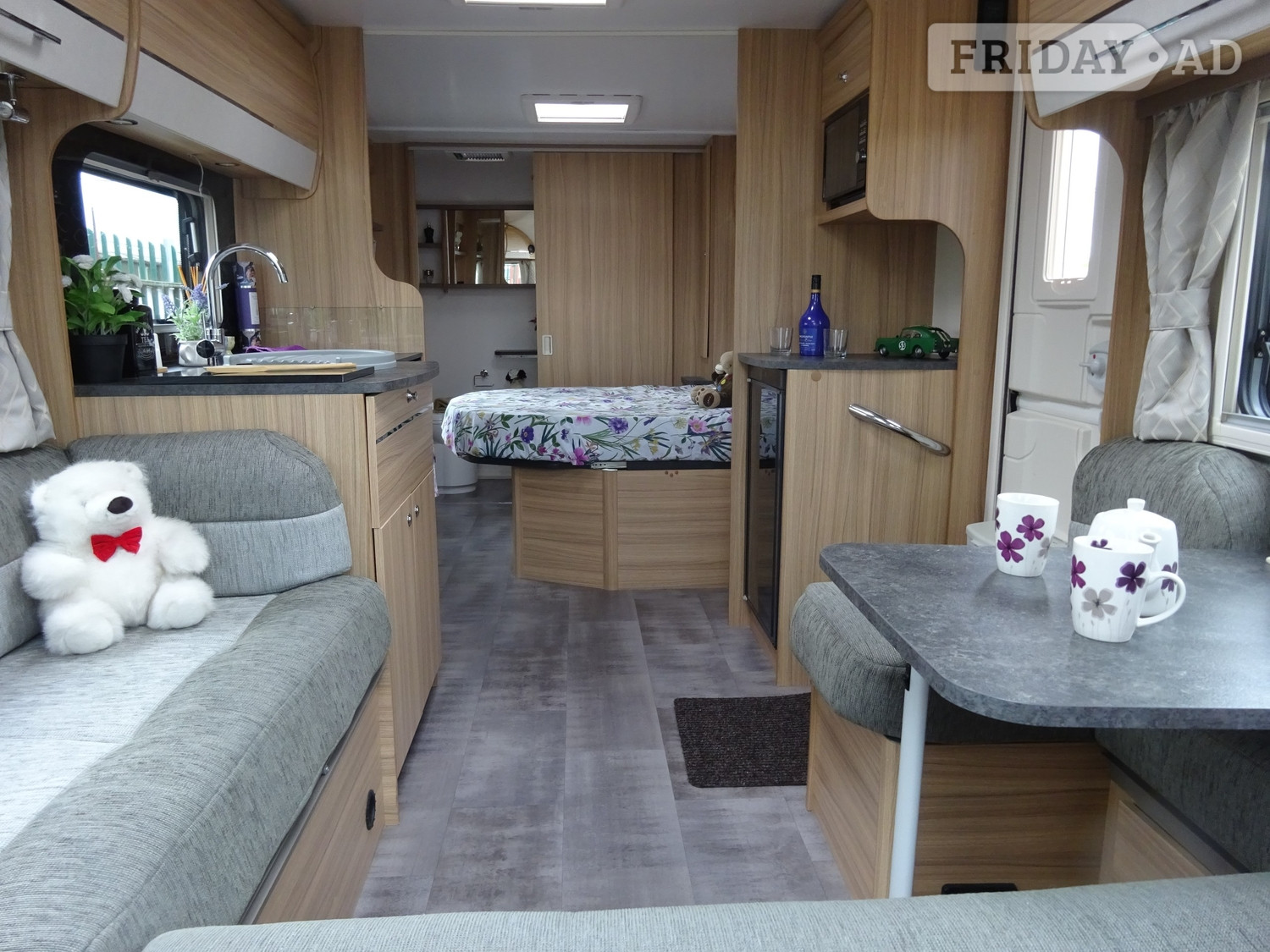 [ berth ]Bailey Pegasus GT75 Brindisi