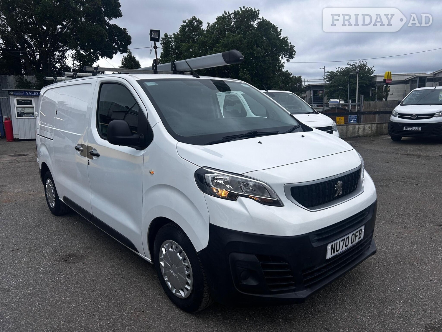 [ berth ]Peugeot Expert