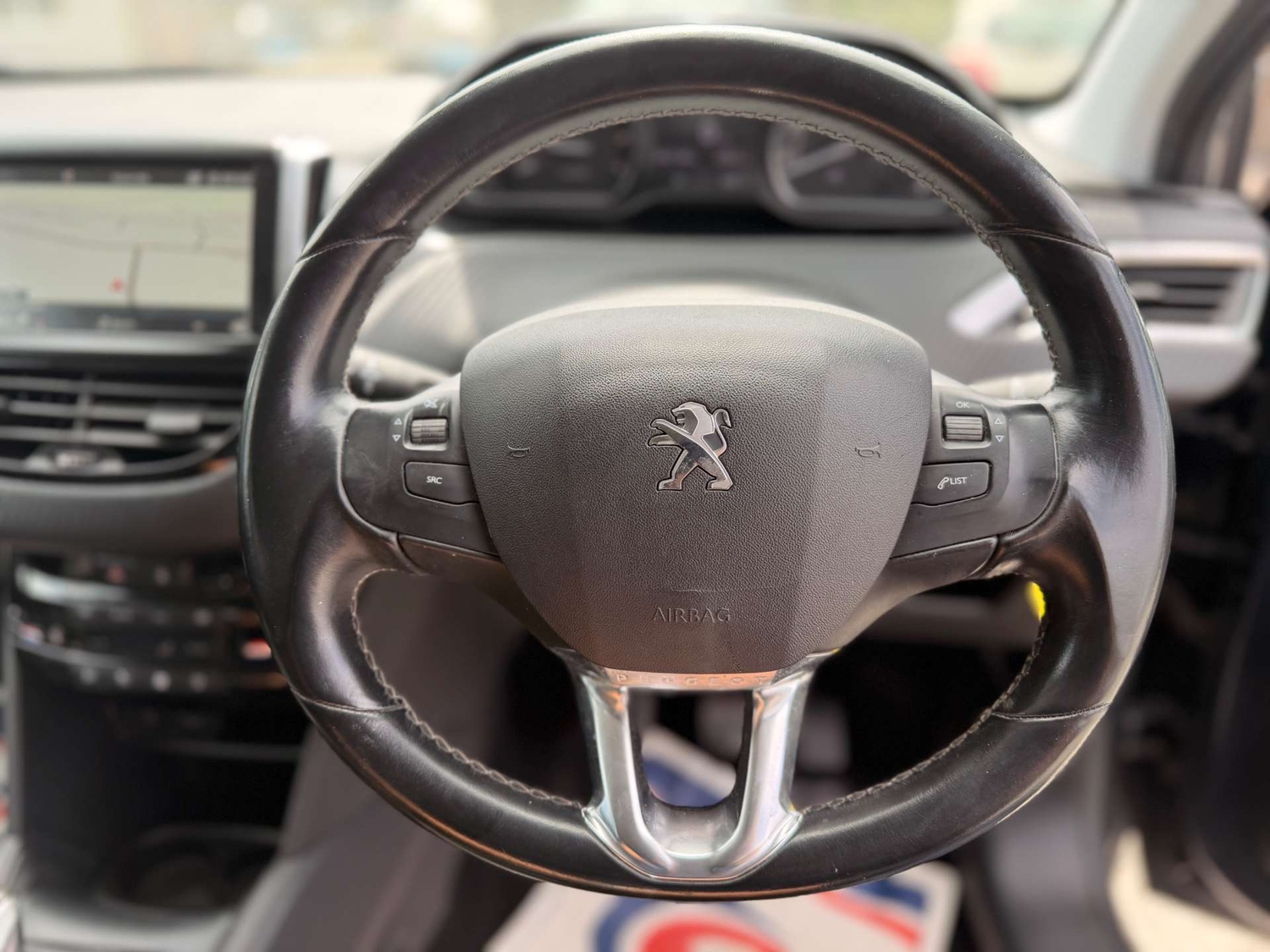 Peugeot 208 2019 - Cars