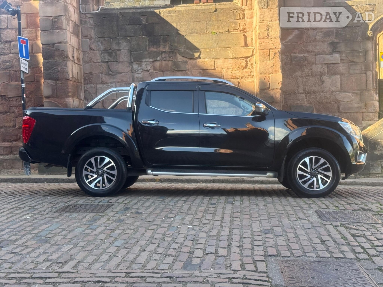 [ berth ]Nissan Navara