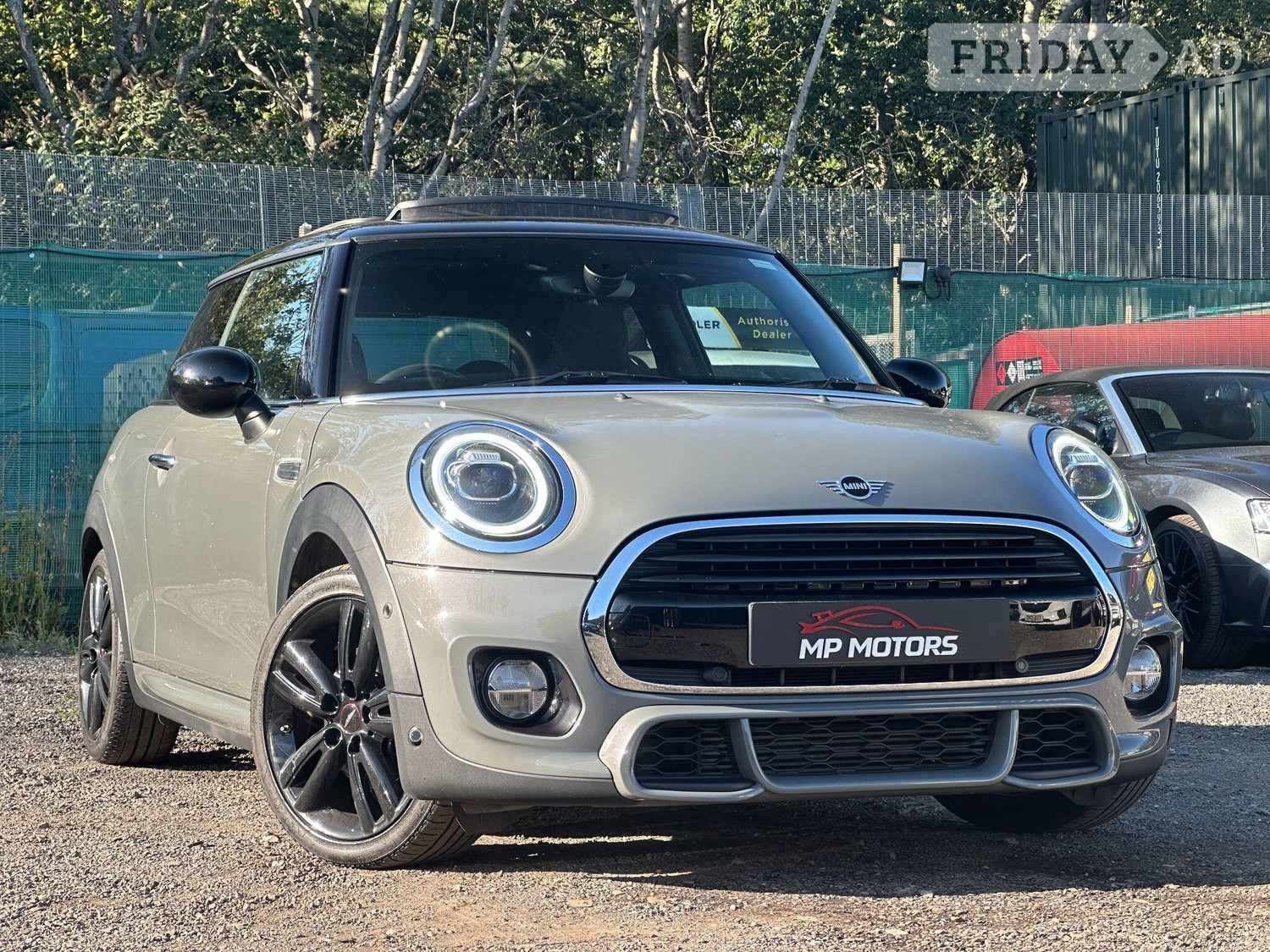 Mini Hatch 2019 in Barnet