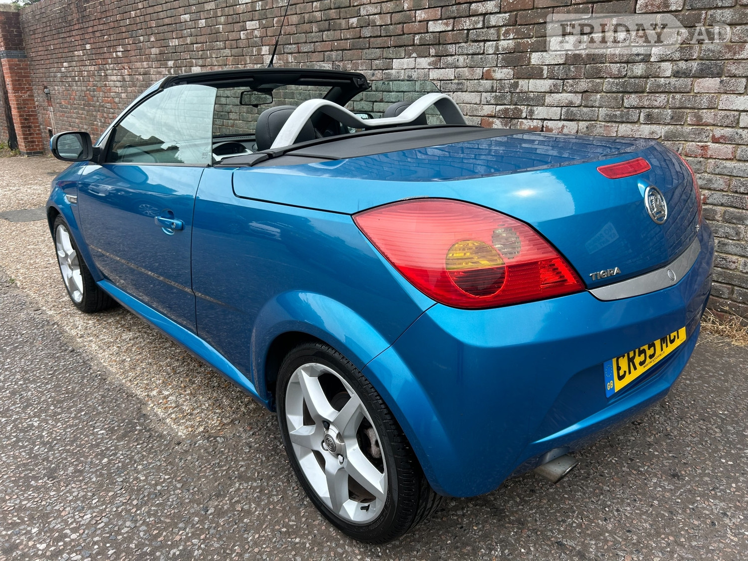 Vauxhall Tigra 2005 - Cars in Eastbourne