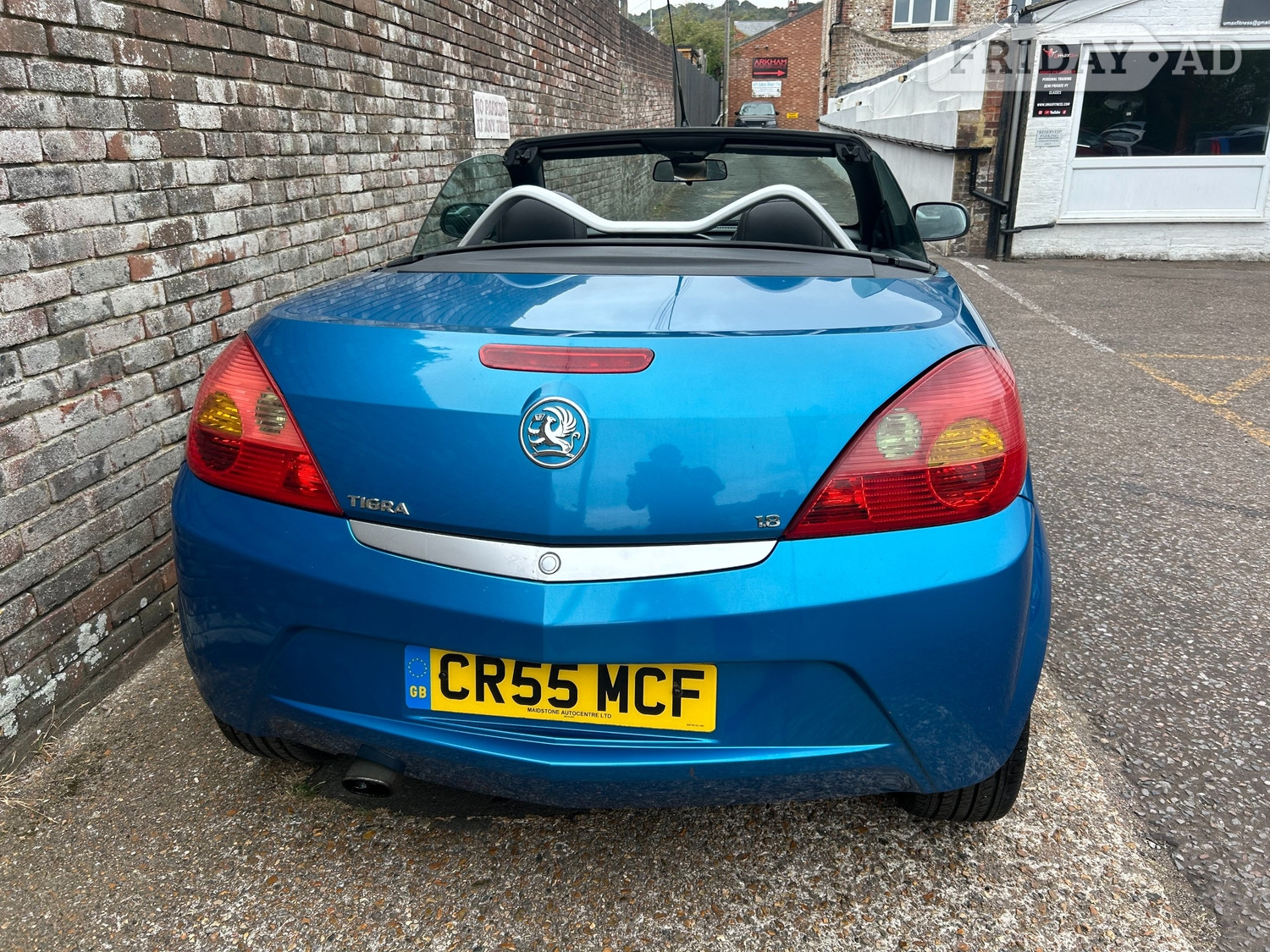 Vauxhall Tigra 2005 - Cars