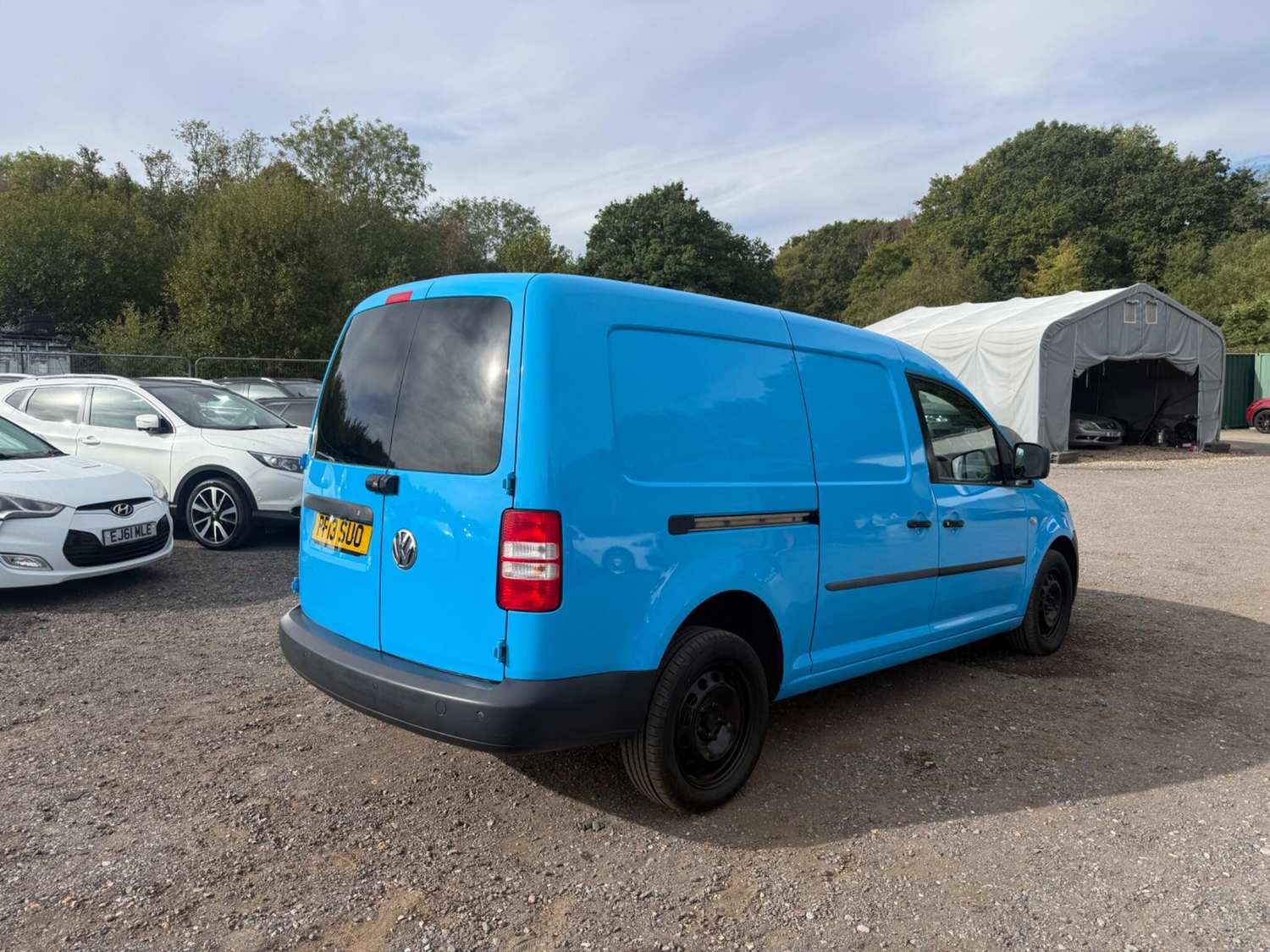 Volkswagen Caddy 2013 - Vans & Commercial Vehicles