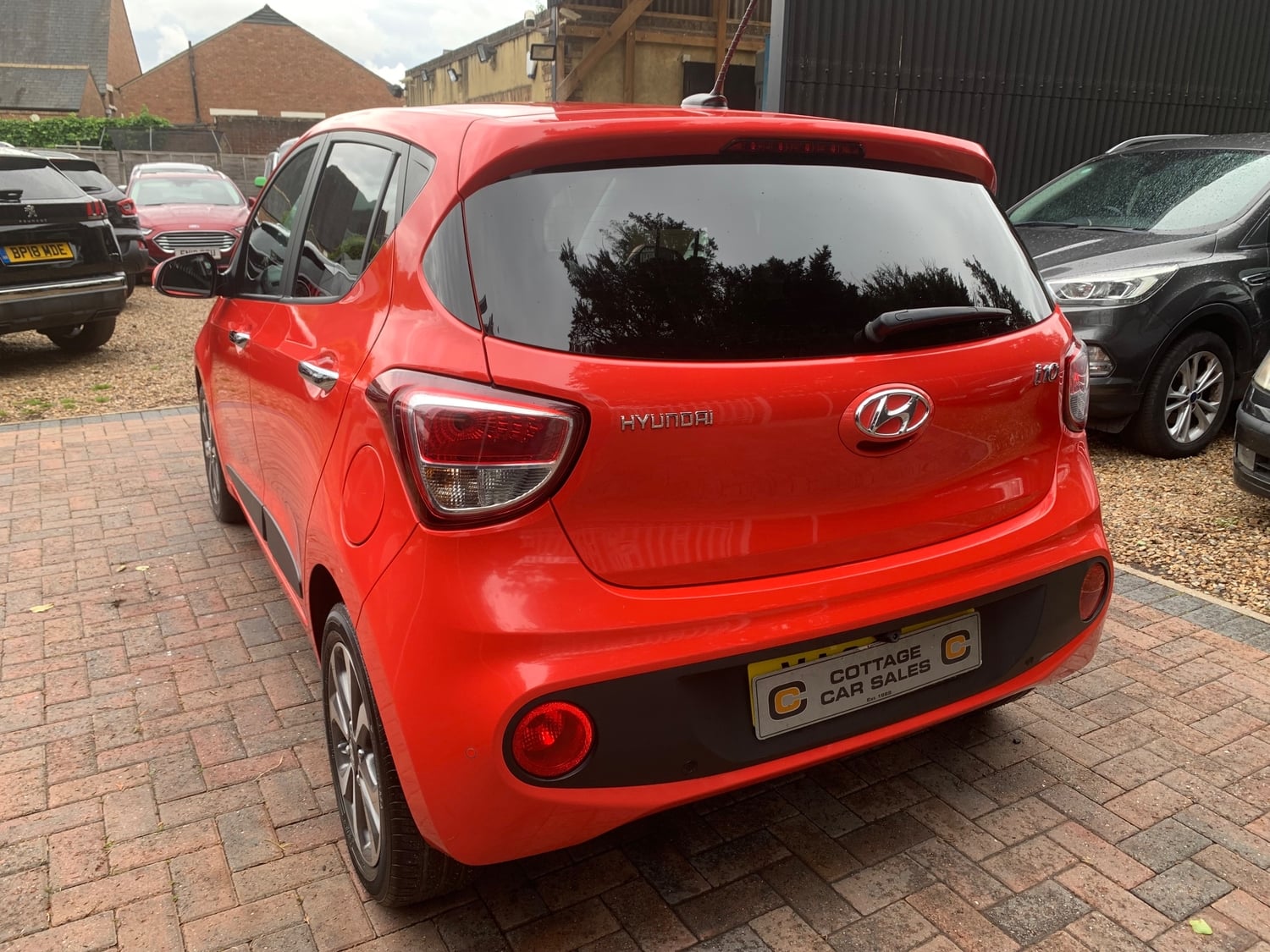Hyundai i10 2019 - Cars