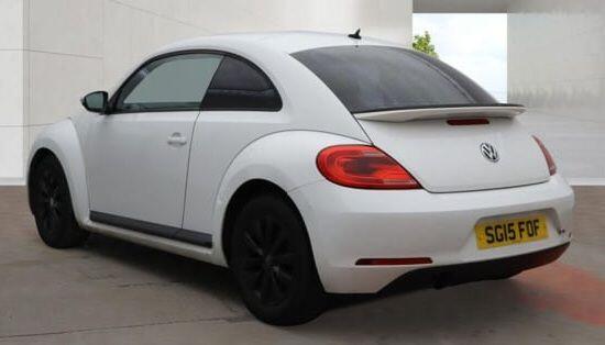 Volkswagen Beetle 2015 - Cars