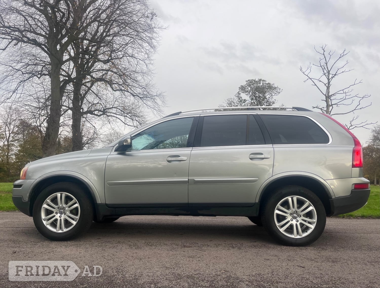 Volvo XC90 2010 - Cars in St. Helens