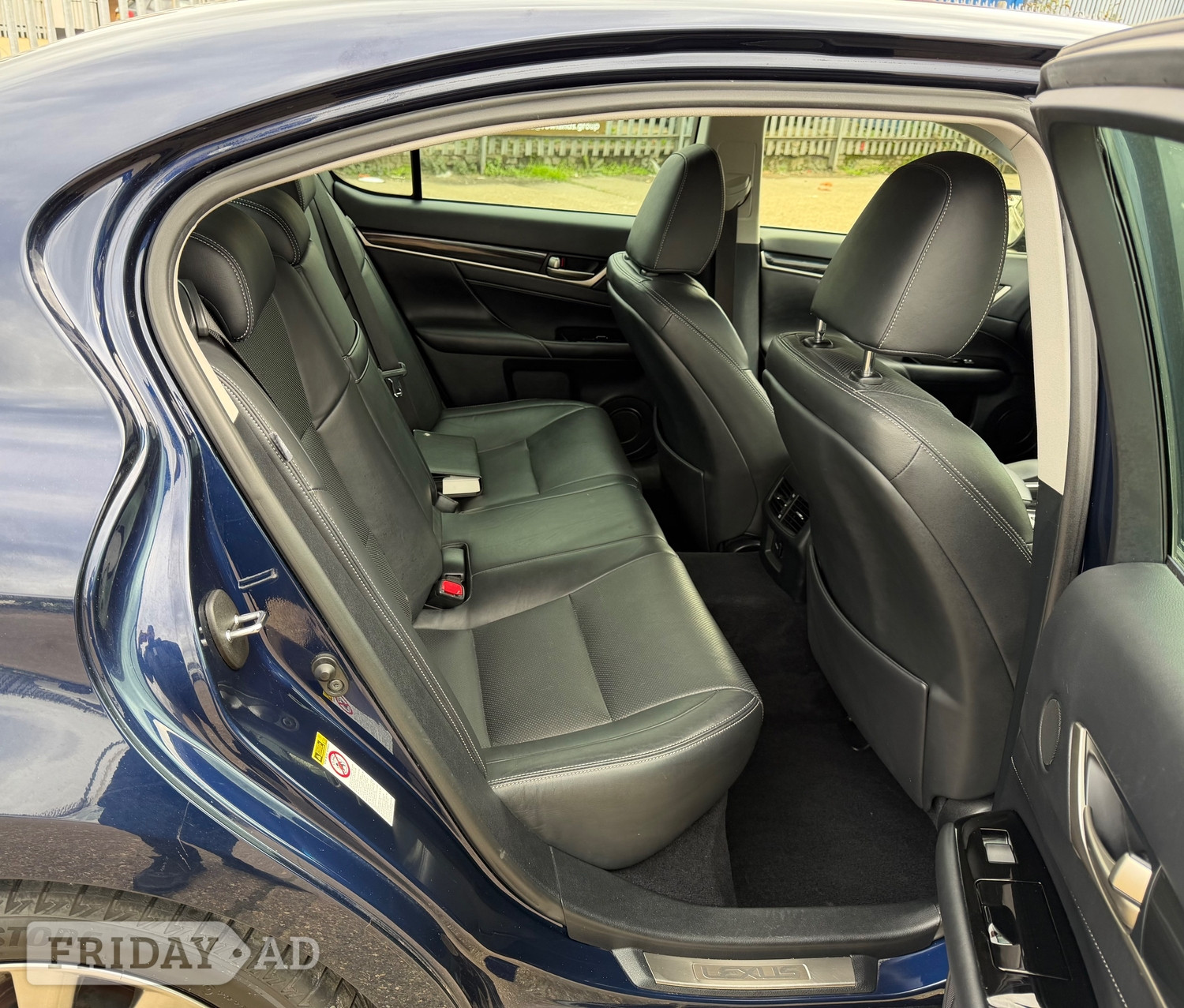 [ berth ]Lexus GS