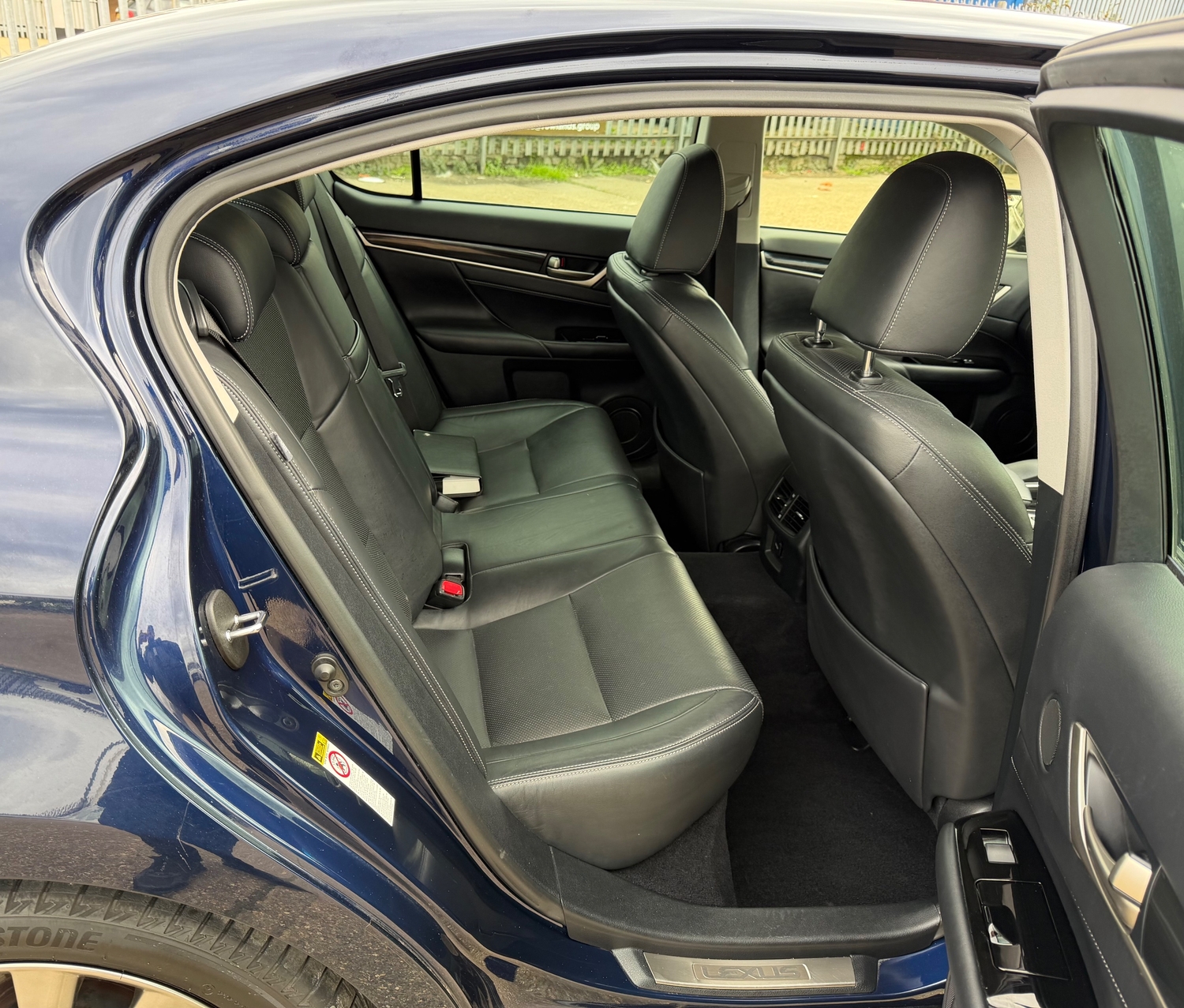 [ berth ]Lexus GS