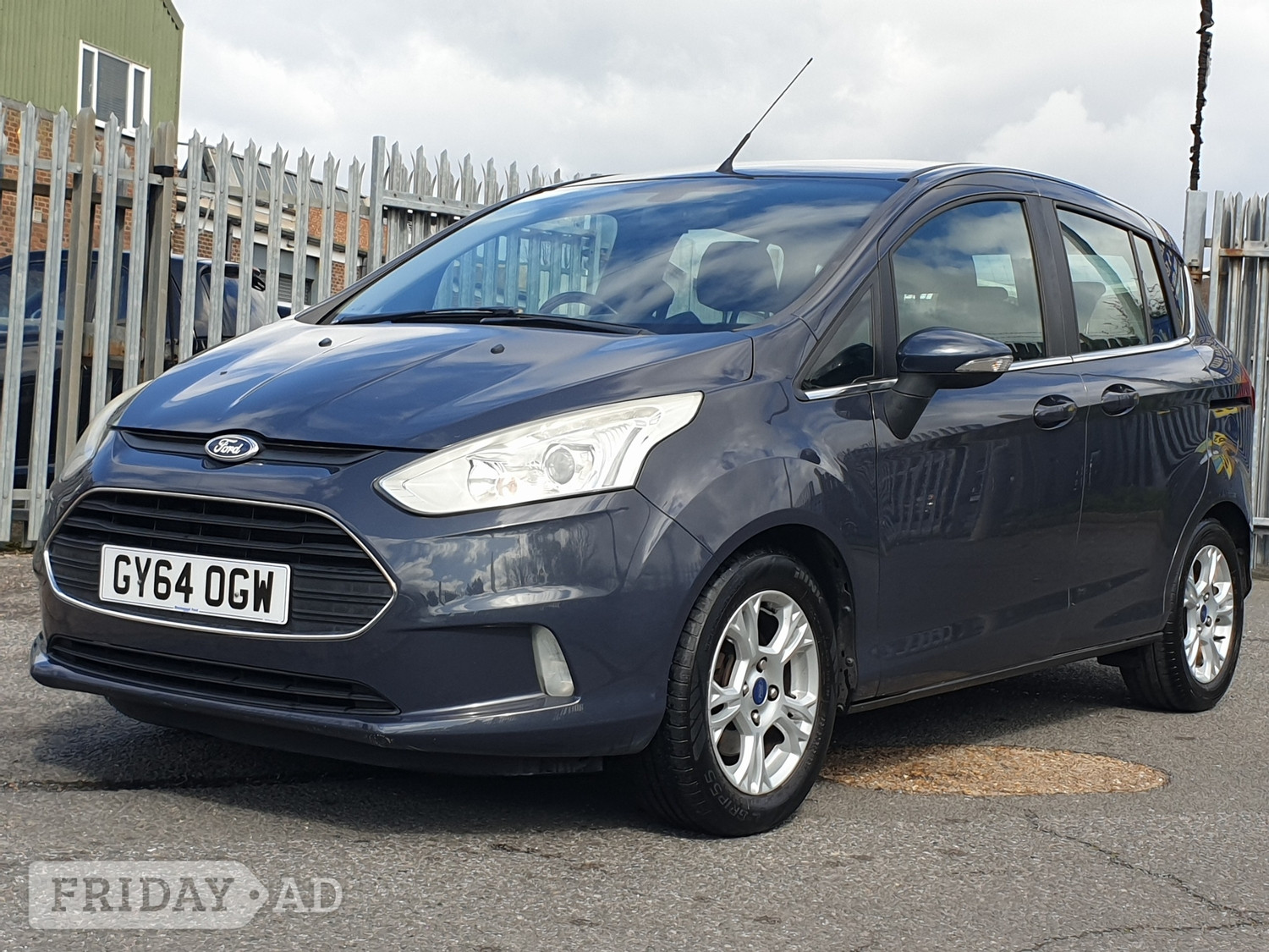 Ford B-MAX 2015 in Lancing