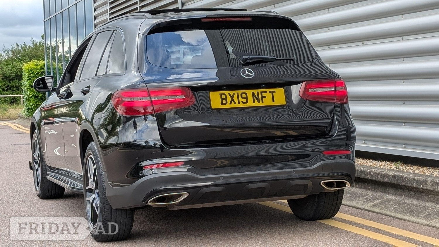 [ berth ]Mercedes-Benz GLC