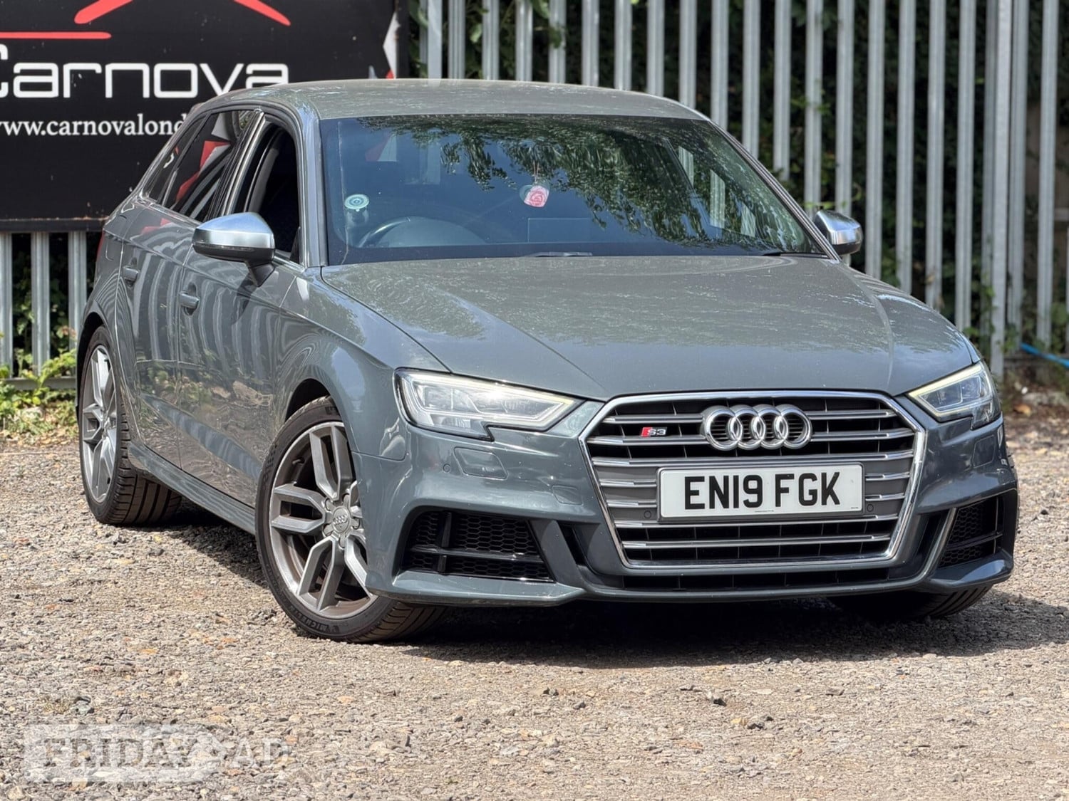 [ berth ]Audi S3
