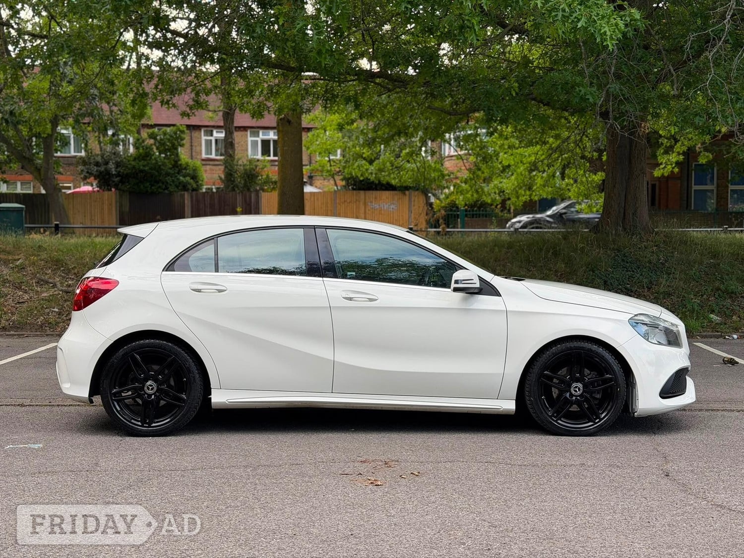 [ berth ]Mercedes-Benz A Class