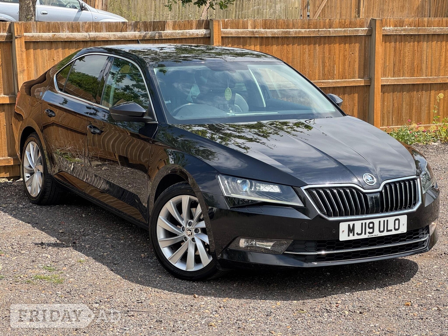 Skoda Superb 2019 in St. Albans