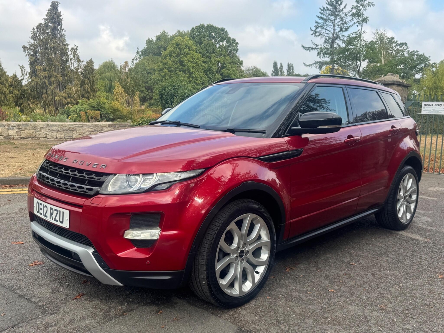 [ berth ]Land Rover Range Rover Evoque