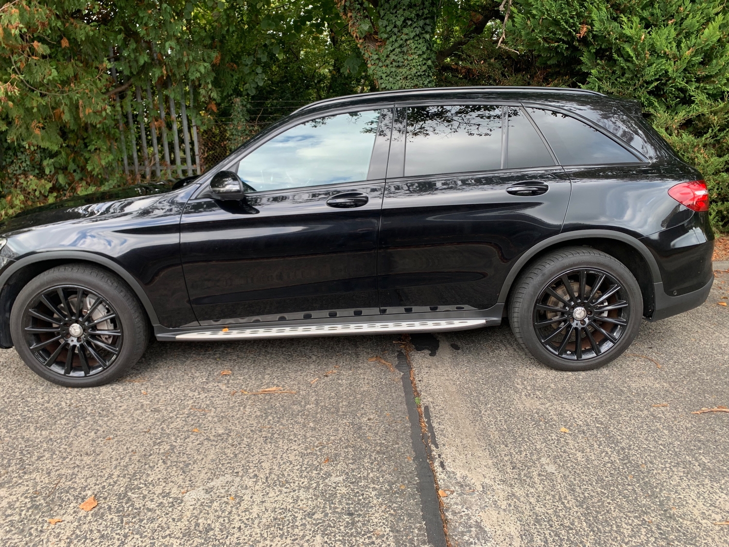 Mercedes-Benz GLC 2018 - Cars in Epsom
