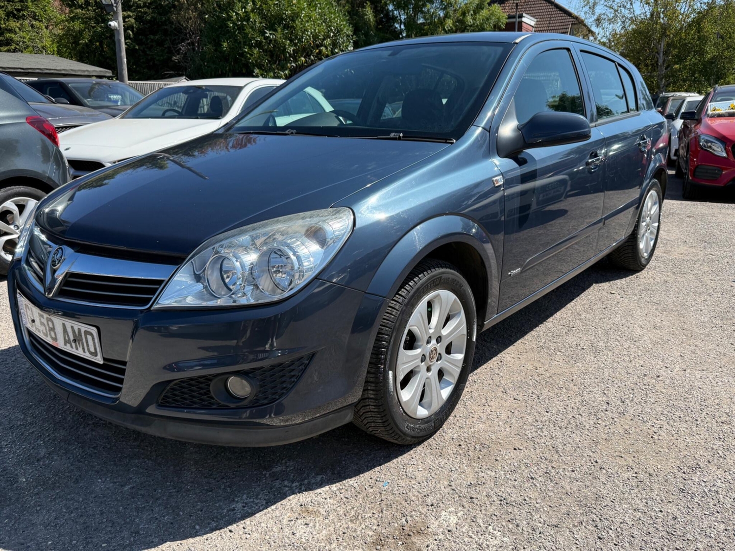 [ berth ]Vauxhall Astra