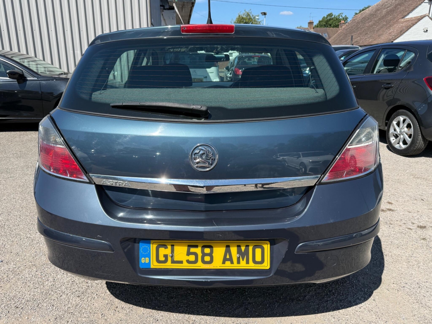 Vauxhall Astra 2009 - Cars