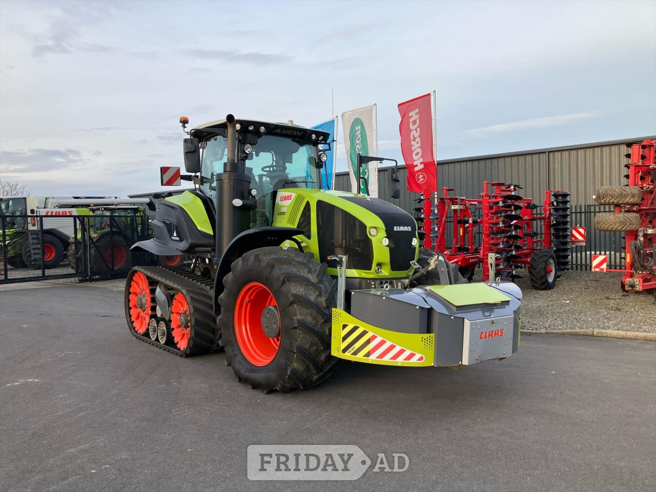 Claas AXION 930 TT (2021) Tractor