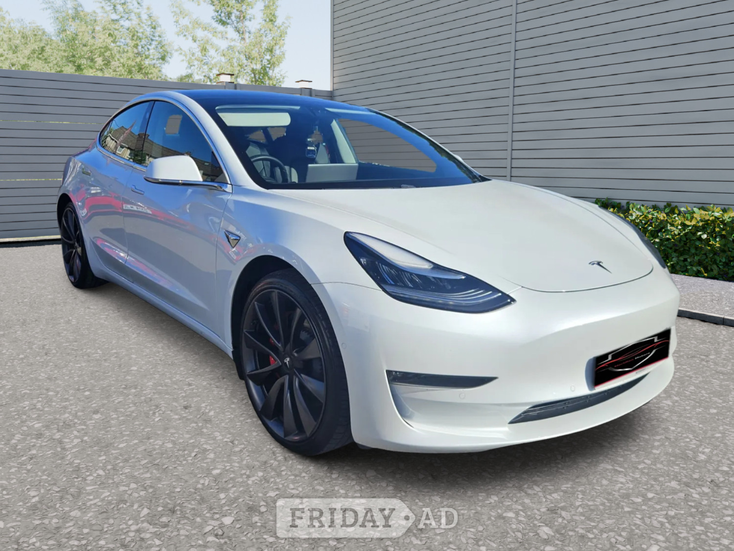 [ berth ]Tesla Model 3