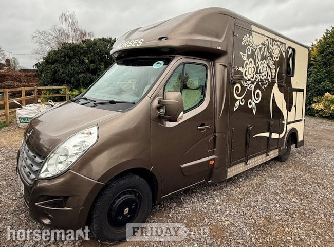 Regent  Renault Horsebox in Newbury