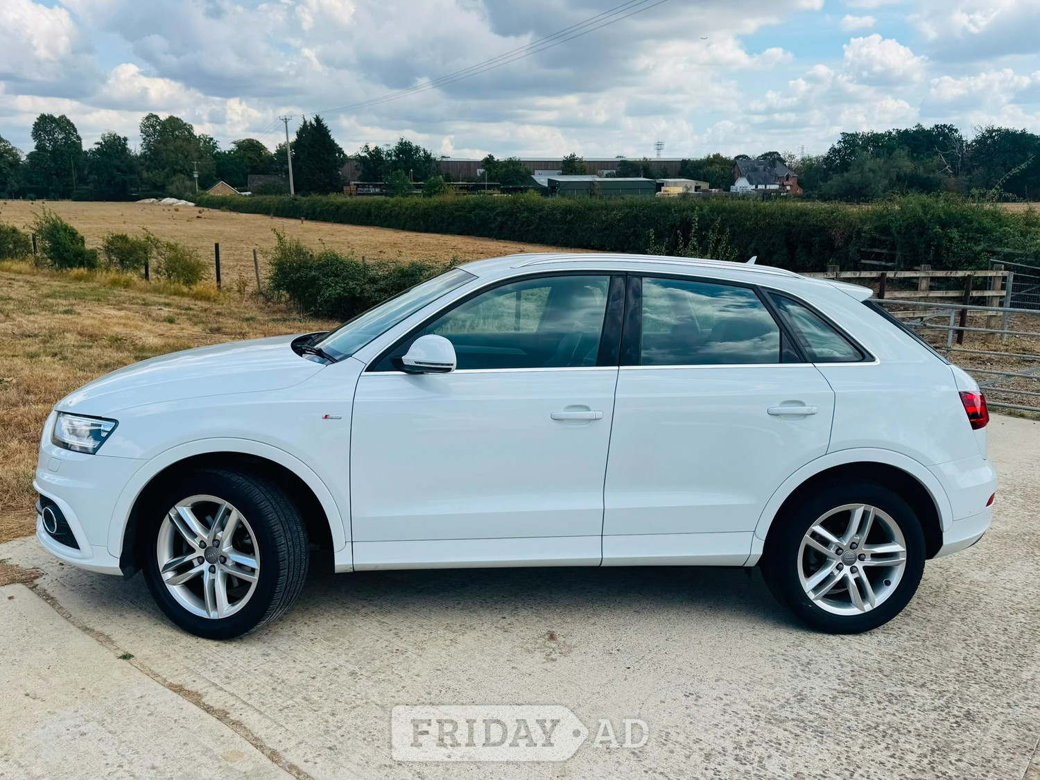 [ berth ]Audi Q3