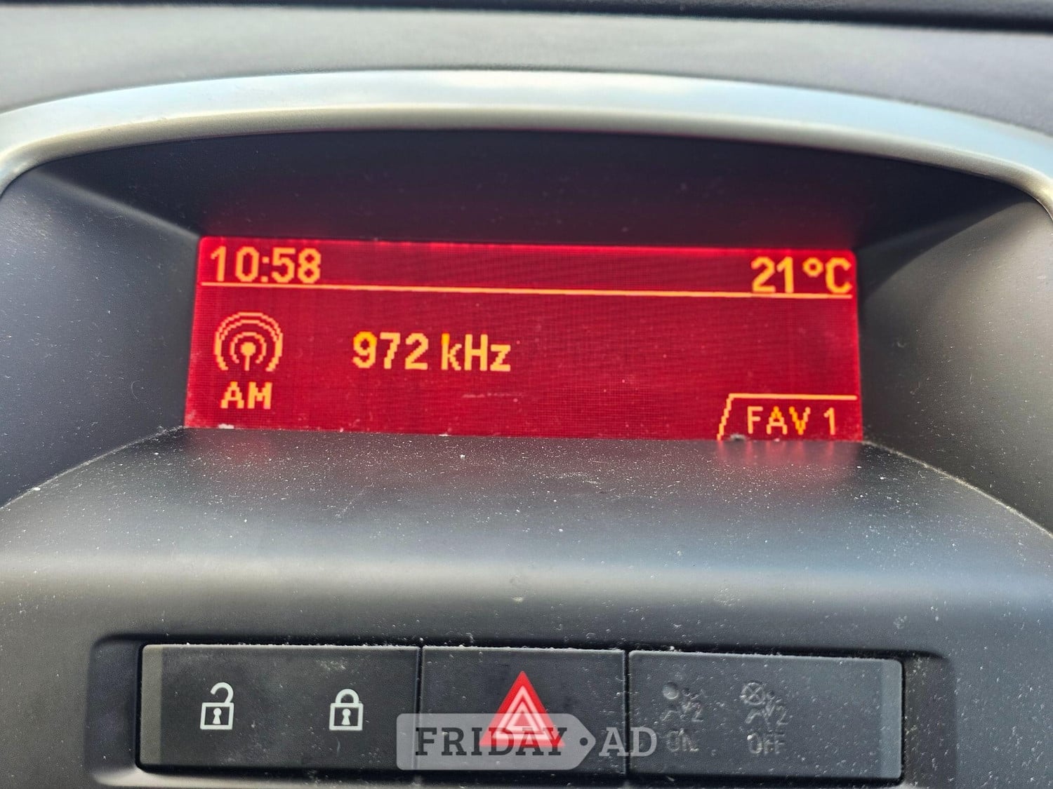 [ berth ]Vauxhall Astra