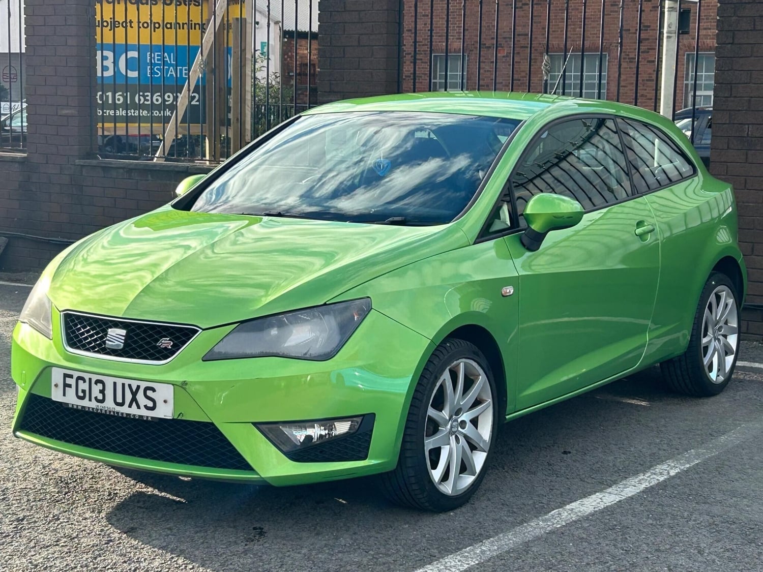 [ berth ]SEAT Ibiza