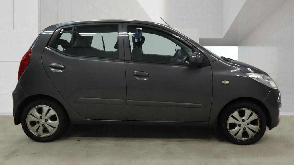 Hyundai i10 2014 - Cars