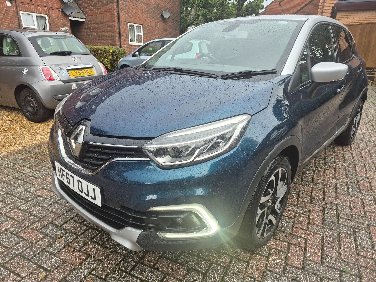 [ berth ]Renault Captur