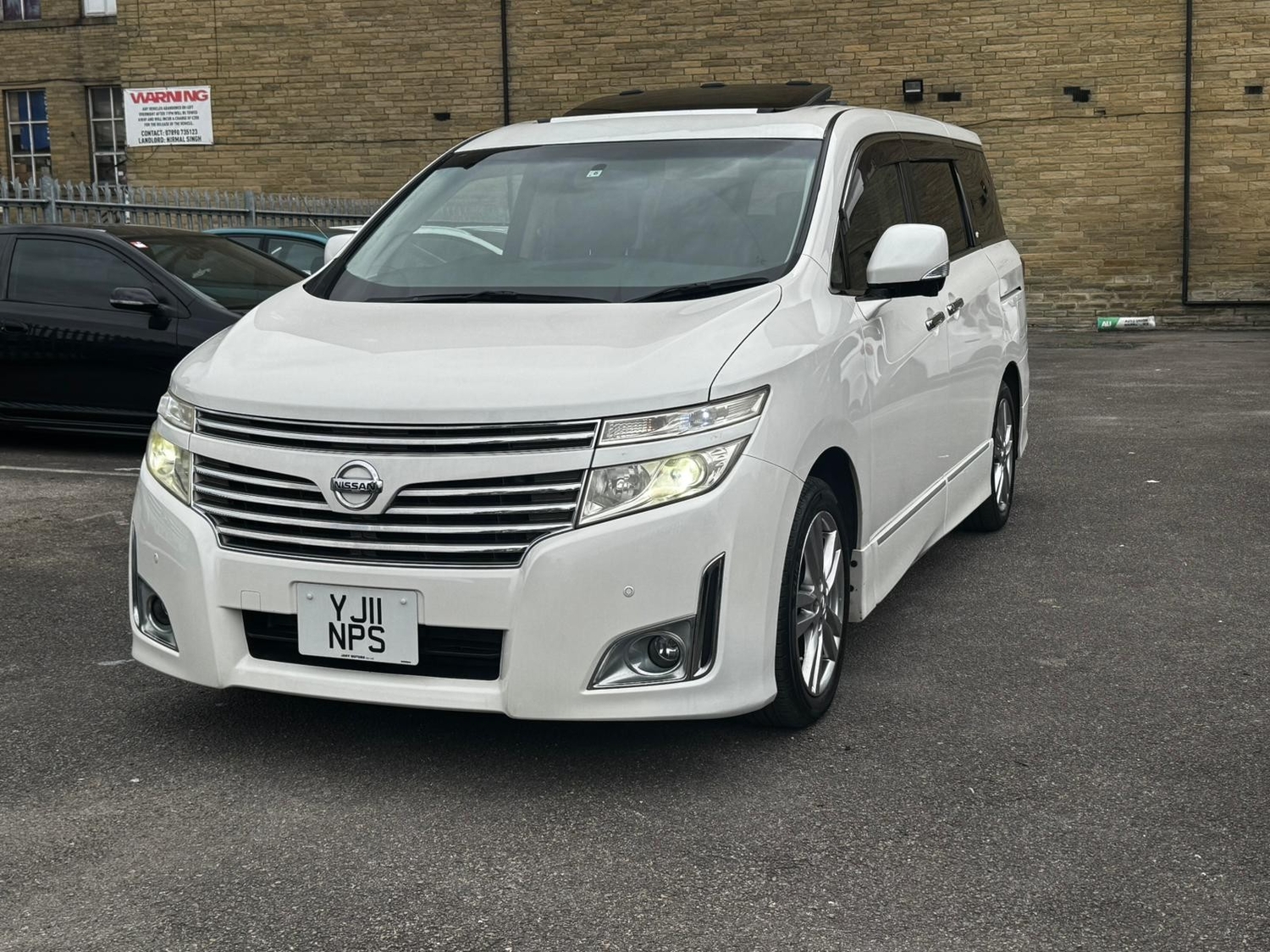 Nissan Elgrand Bradford