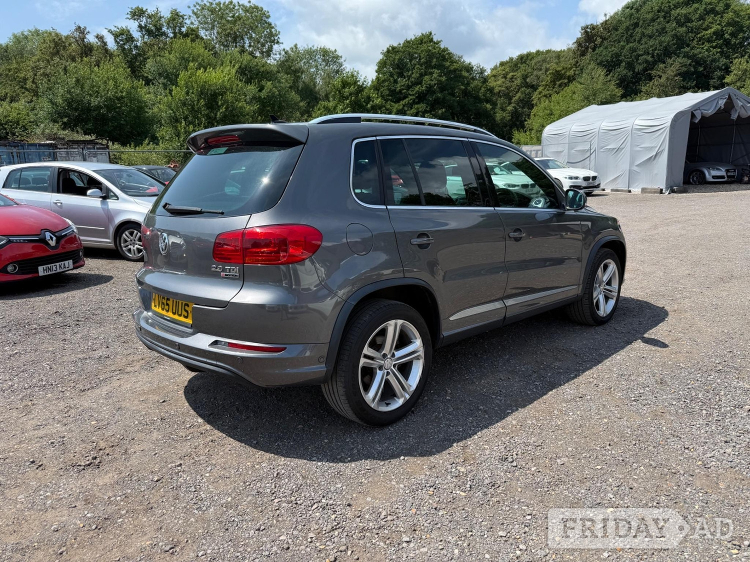 Volkswagen Tiguan 2015 - Cars