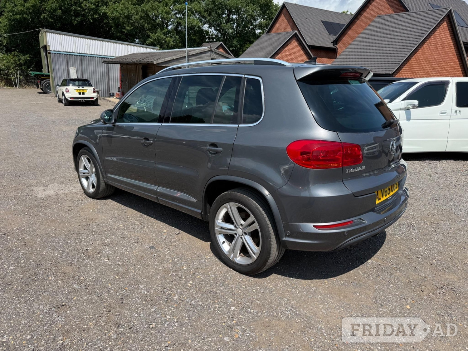 [ berth ]Volkswagen Tiguan