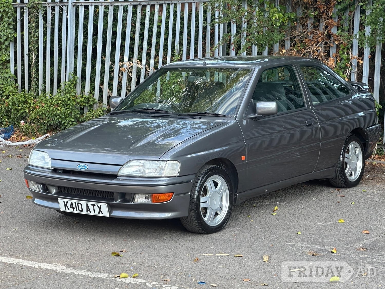 [ berth ]Ford Escort