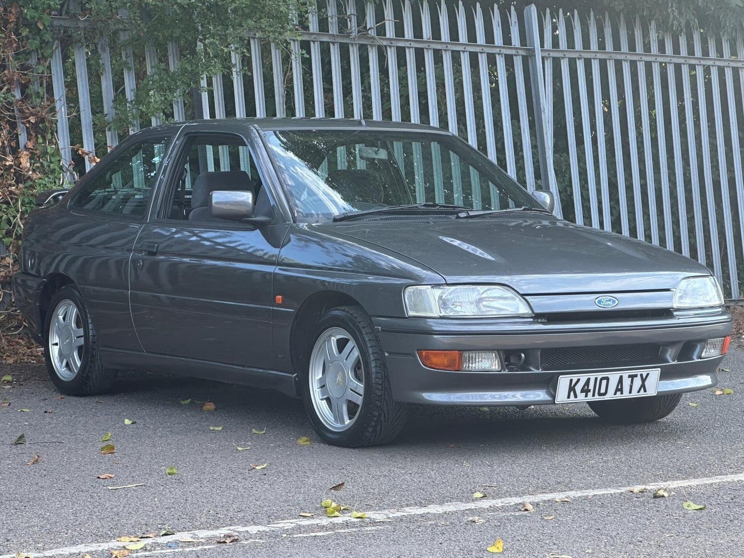 Ford Escort 1992 - Cars in Cardiff