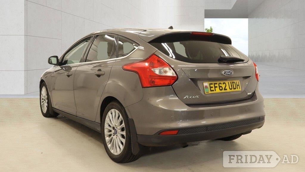 [ berth ]Ford Focus