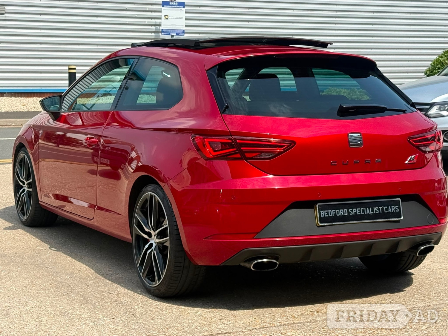 SEAT Leon 2017 - Cars in Bedford