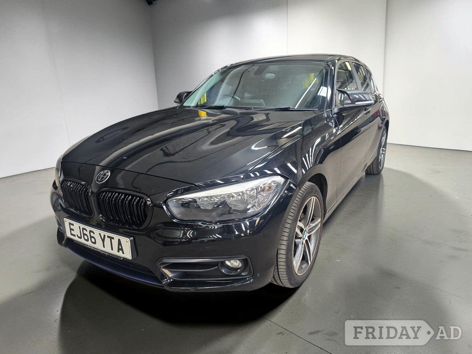 BMW 1 Series 2016 - Cars