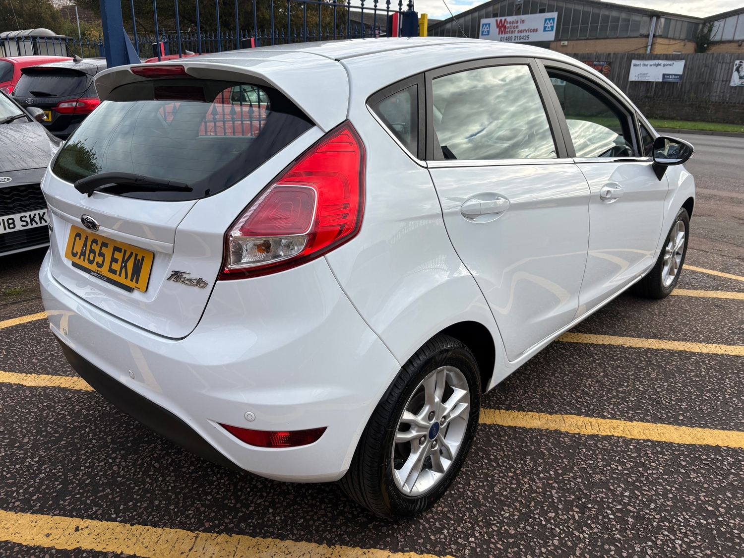 [ berth ]Ford Fiesta