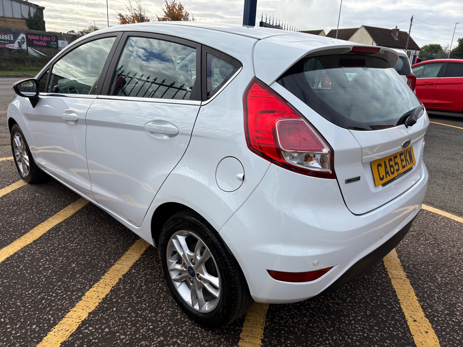 Ford Fiesta 2015 - Cars