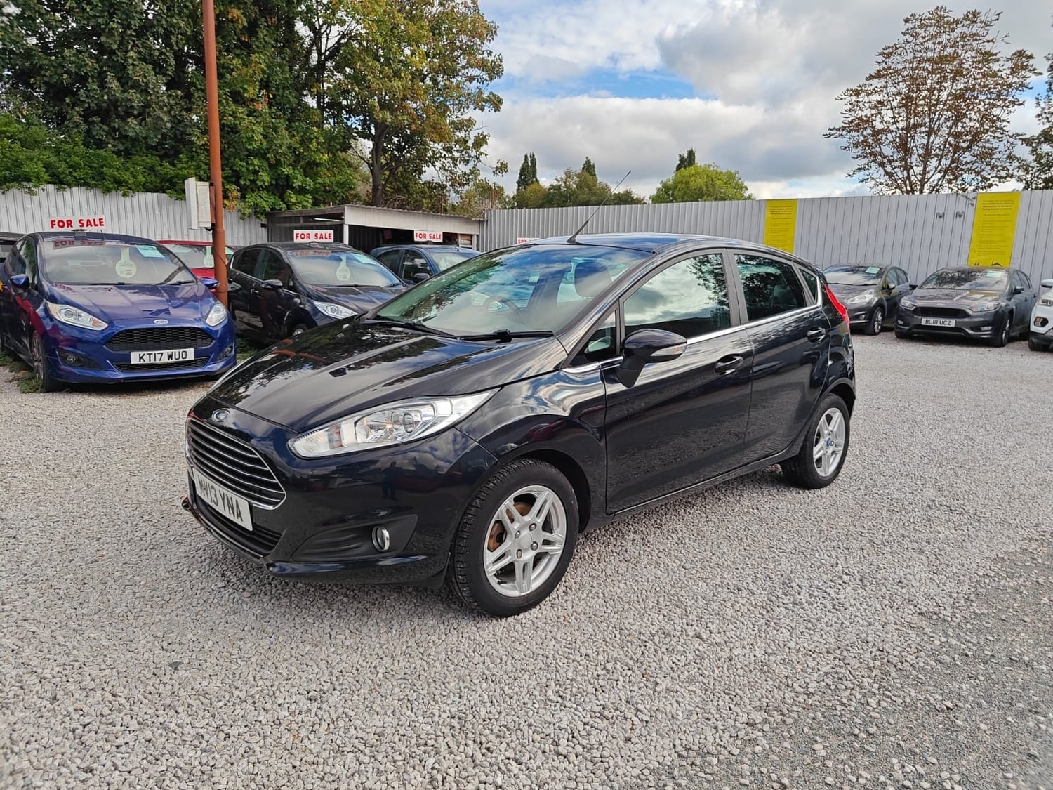 [ berth ]Ford Fiesta