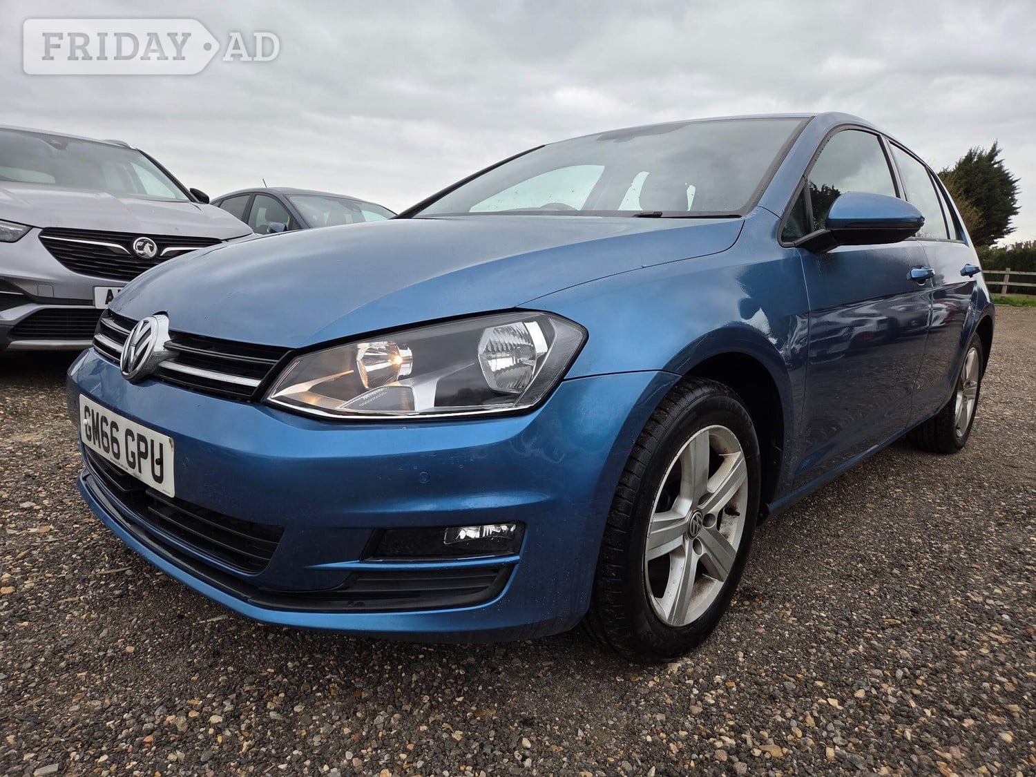 [ berth ]Volkswagen Golf